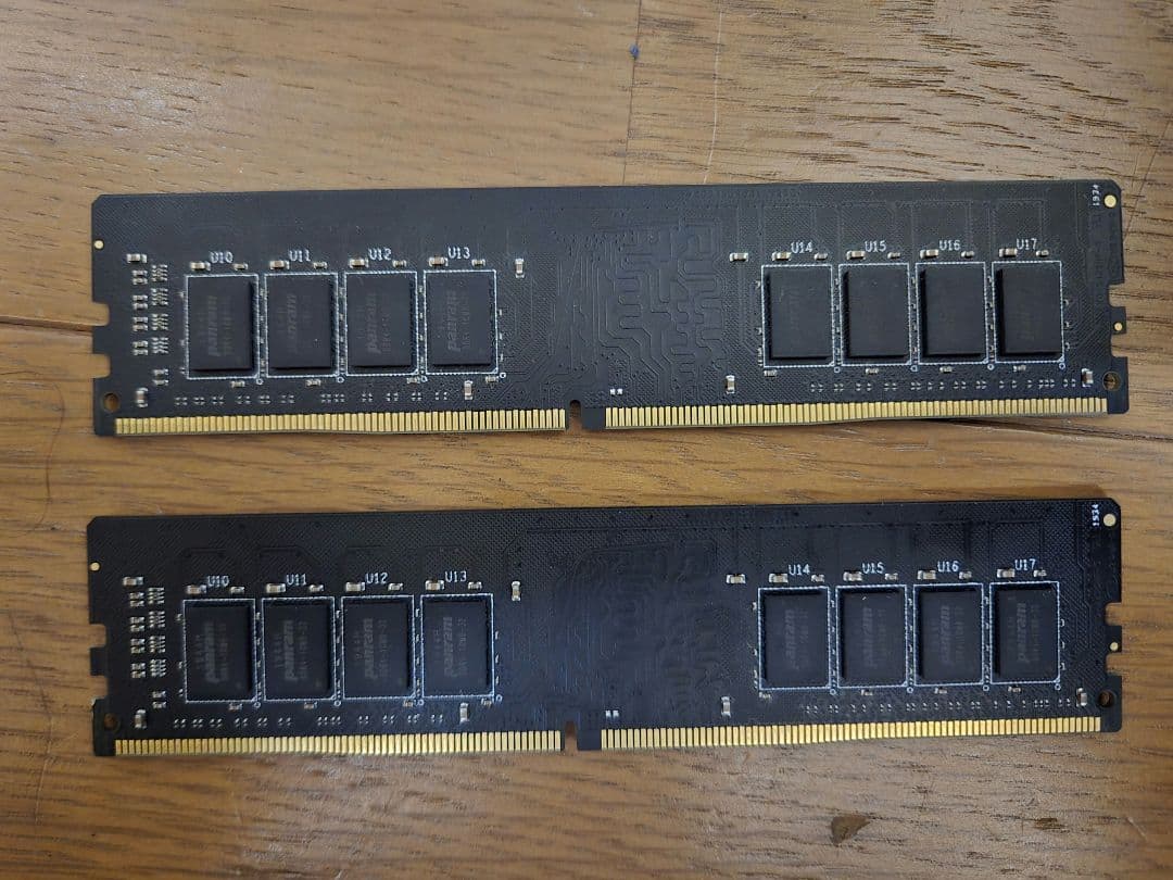 Panram DDR4 3200 32GB(16GBx2)　メモリ