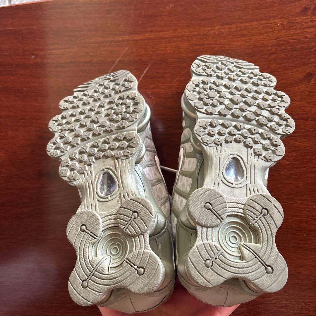 Nike Shox グレー スニーカー M