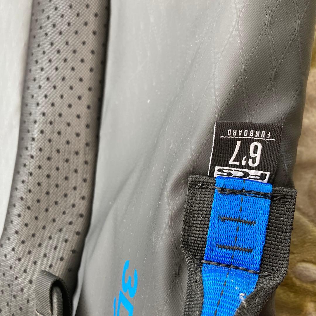 FCS製　6'7\" ファンボード　ハードケース