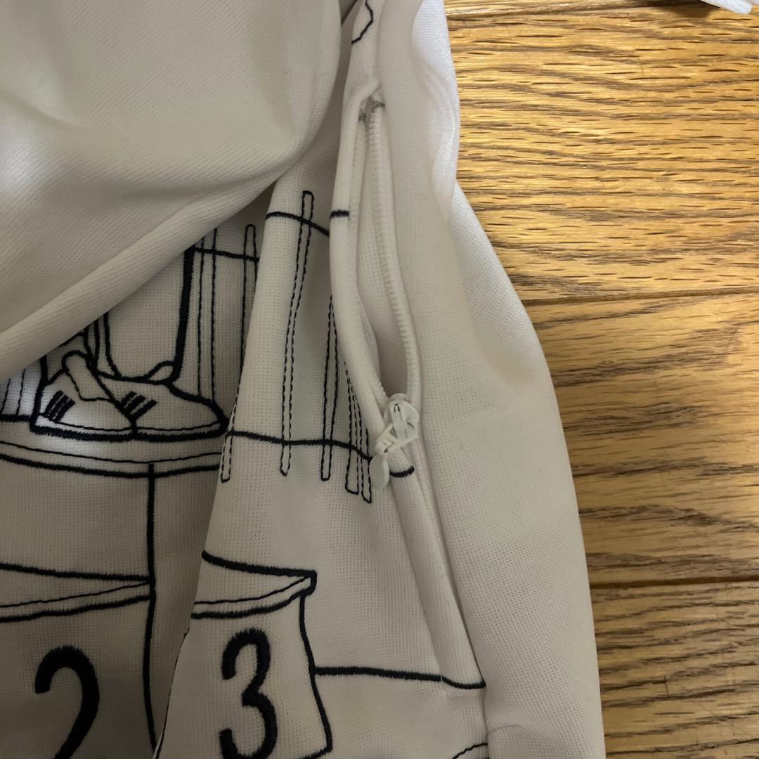 ⭐︎美品⭐︎ アディダスオリジナル　トラックジャケット