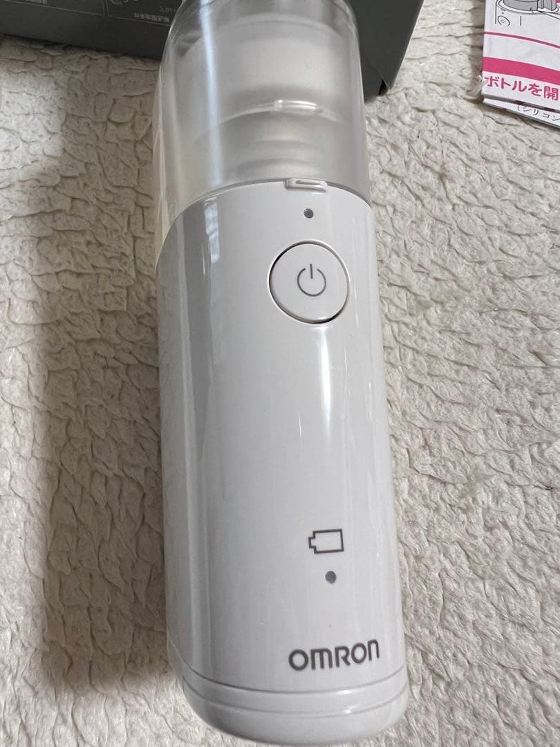 専用となりました。OMRON NE-U100 メッシュ式ネブライザー　超美品