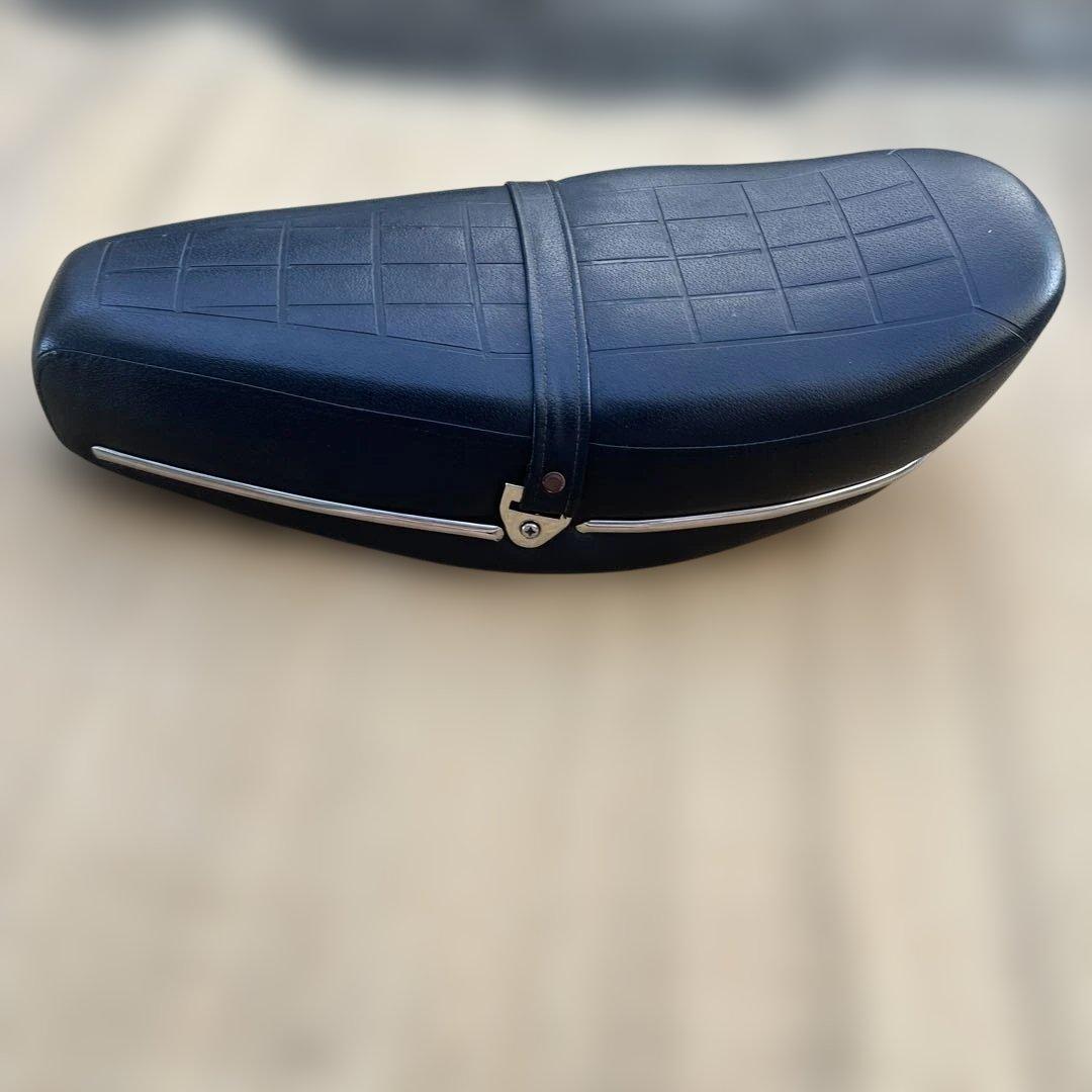 ホンダ　リトルカブ　シート