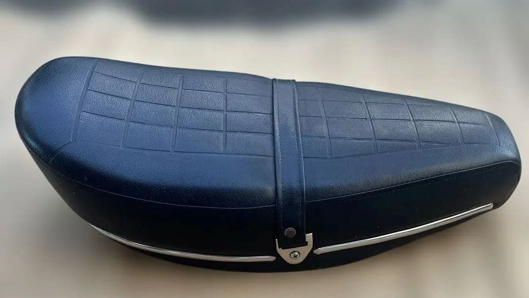 ホンダ　リトルカブ　シート