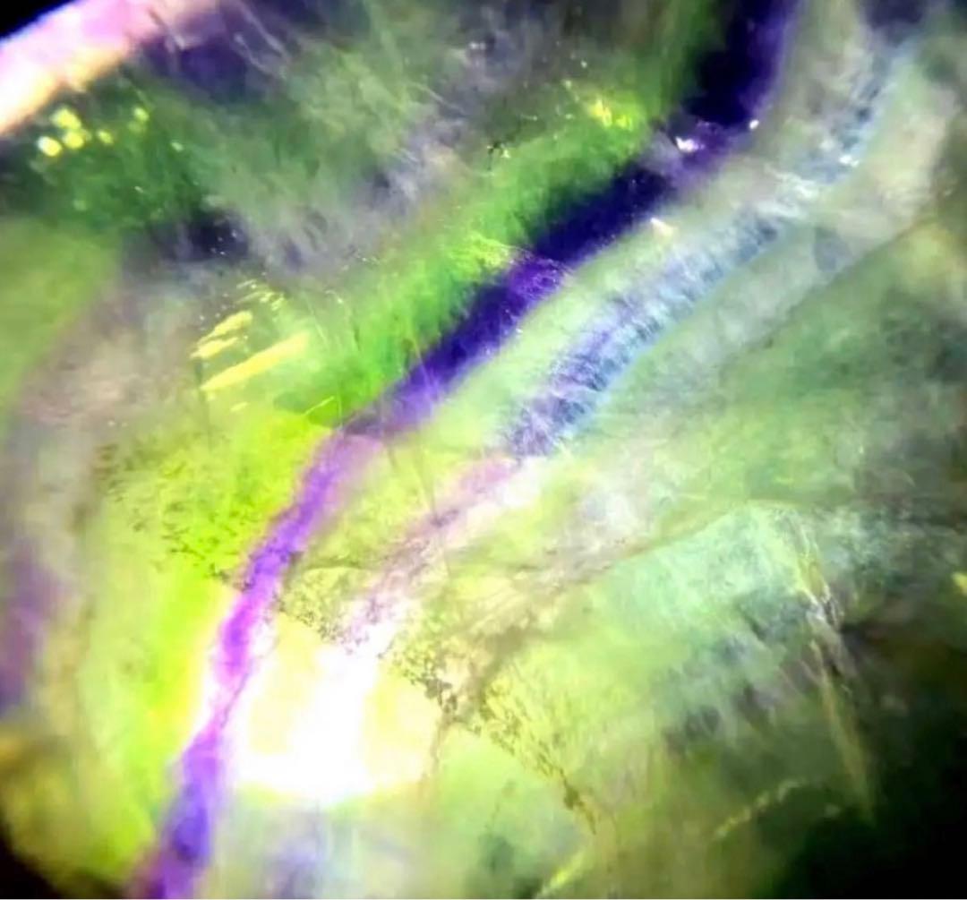 フローライト 超レア 原石 両面虹入り 天然石 台座付き パワーストーン 一点物