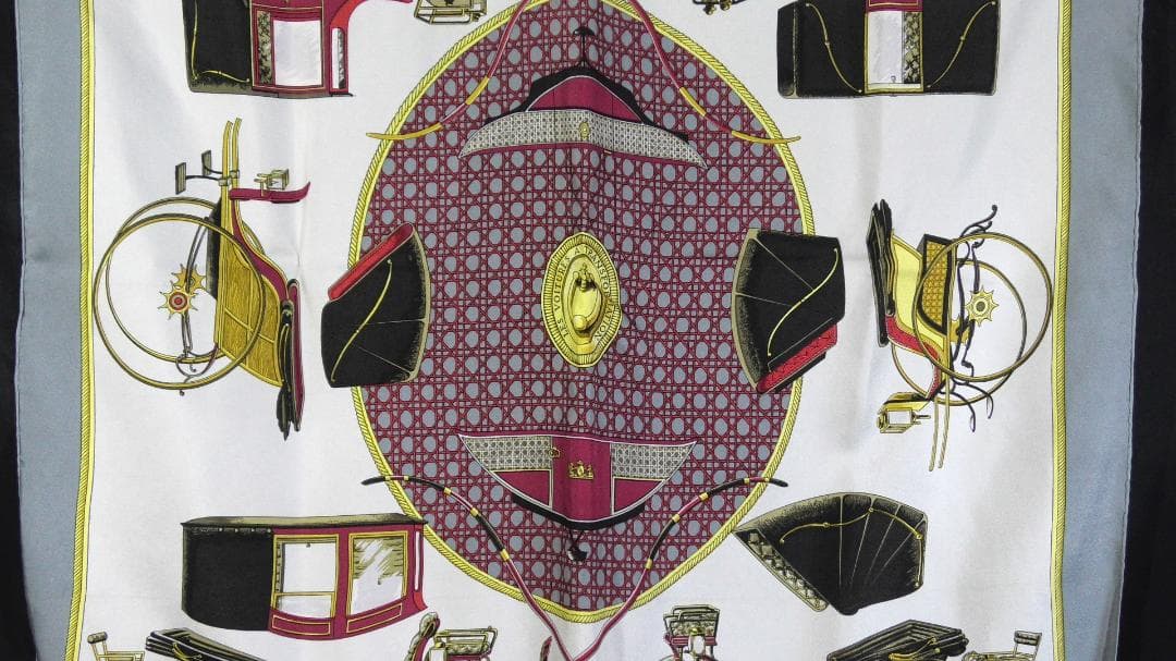 HERMES エルメス　大判スカーフ　カレ90　 D466