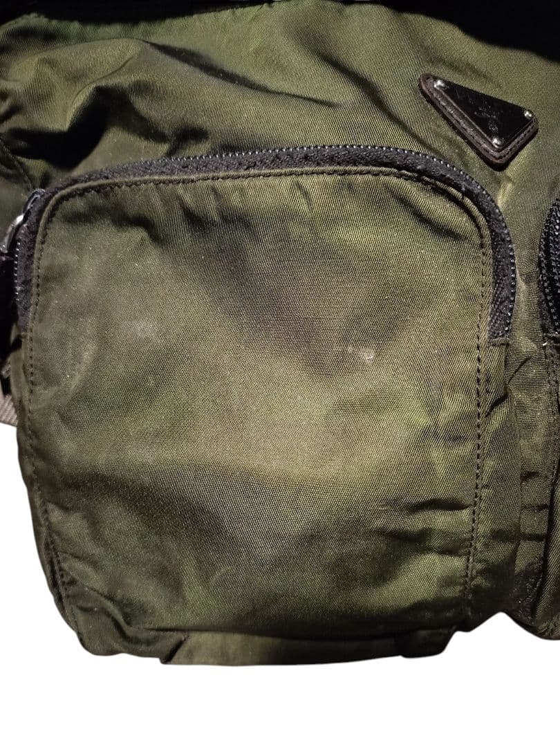 PRADA メッセンジャーバッグ オリーブグリーン