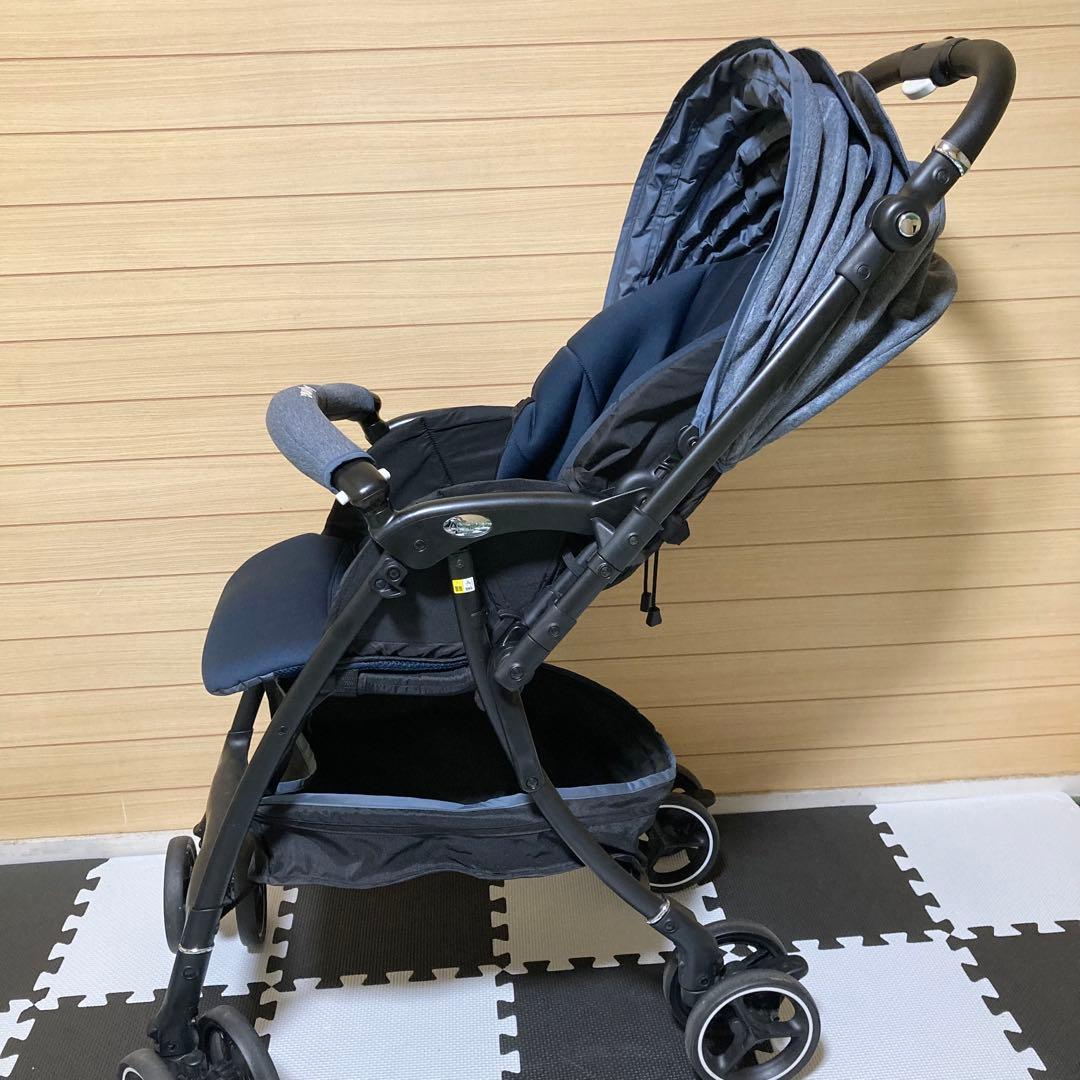 ★極美品★ ベビーカー アップリカ ラクーナエアーコンパクト 軽量 両対面式