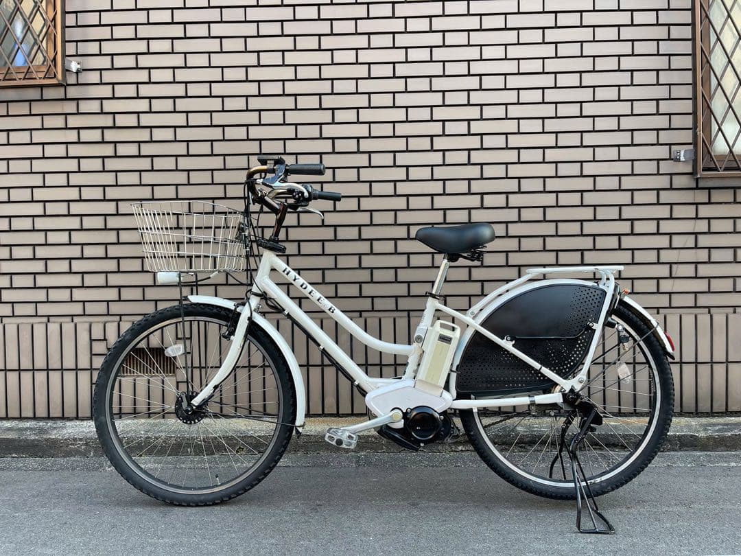 新品ハンドルブリヂストン8.7Ah電動アシスト自転車 ホワイト 26ABTR62