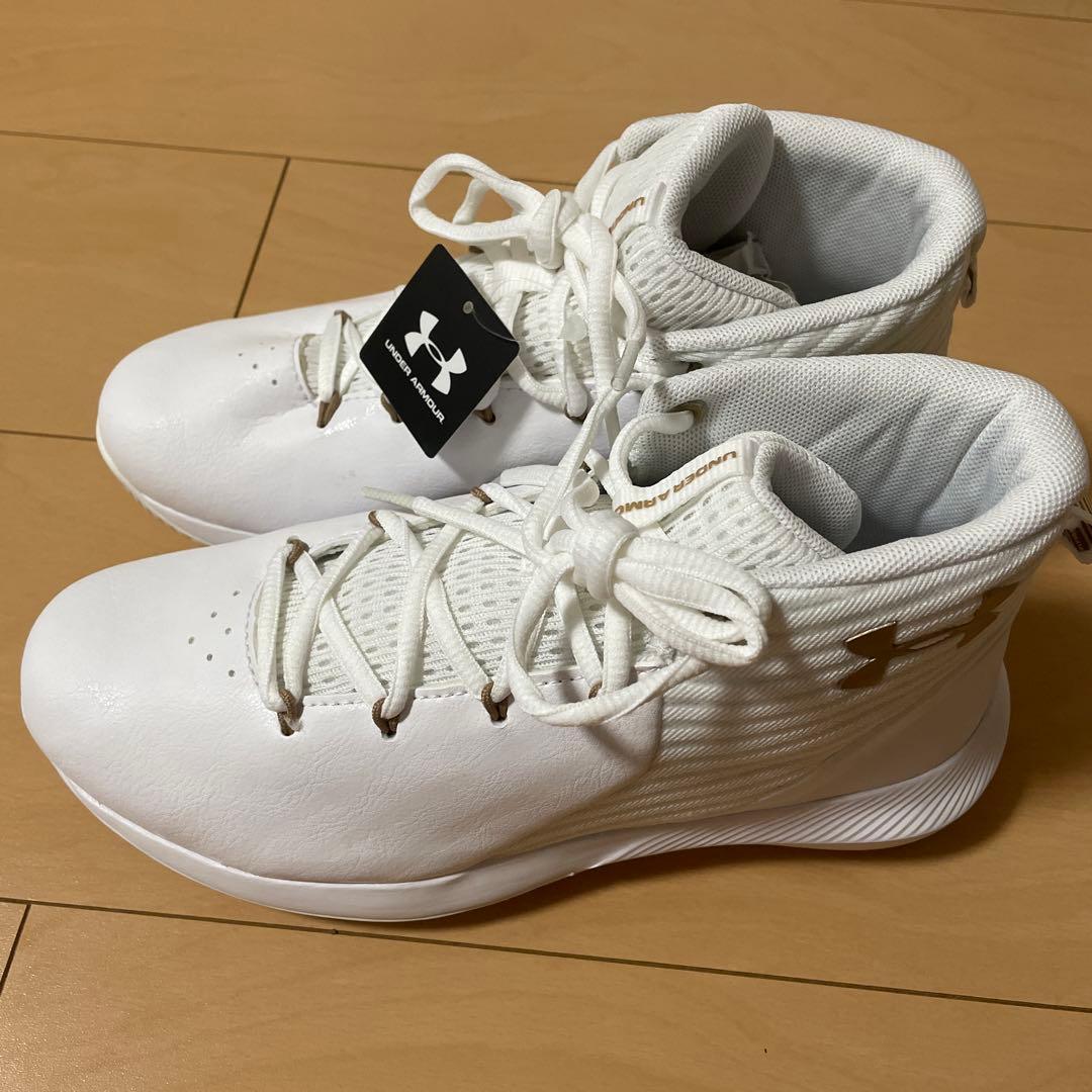 アンダーアーマーバスケットシューズレディース23.5c