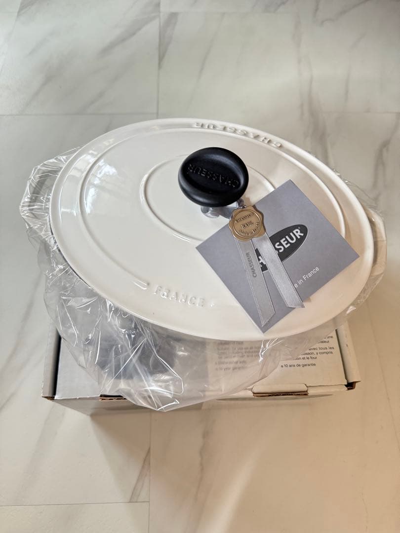 新品未使用【シャスール】オーバル25cm カラー:ホワイト