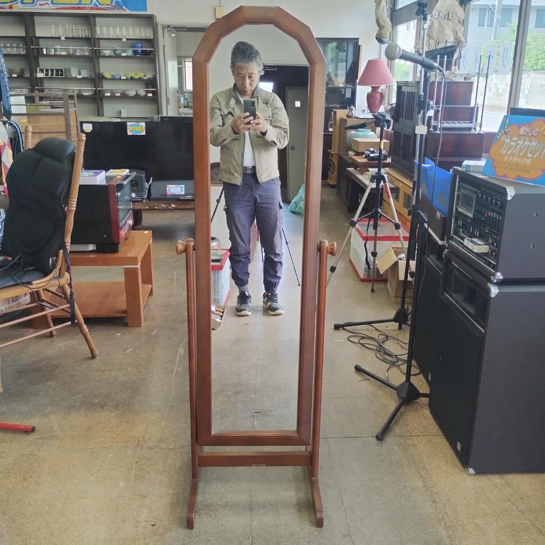 ブラウン木製スタンドミラー オクタゴン型