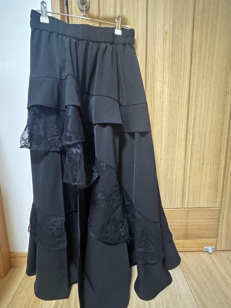 フリルレーススリットスカート　HARE