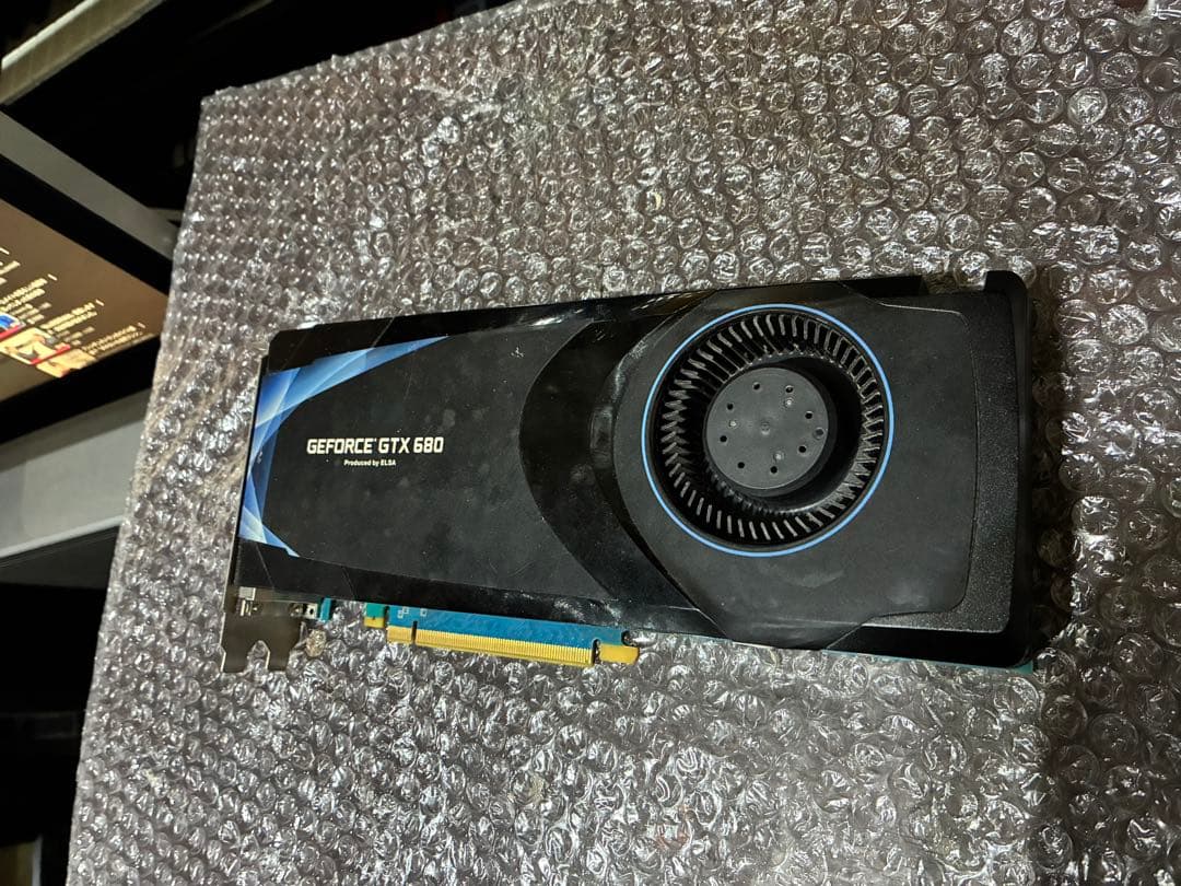 希少4GB Mac用EFI「GeForce GTX 680 」 Mojave対応