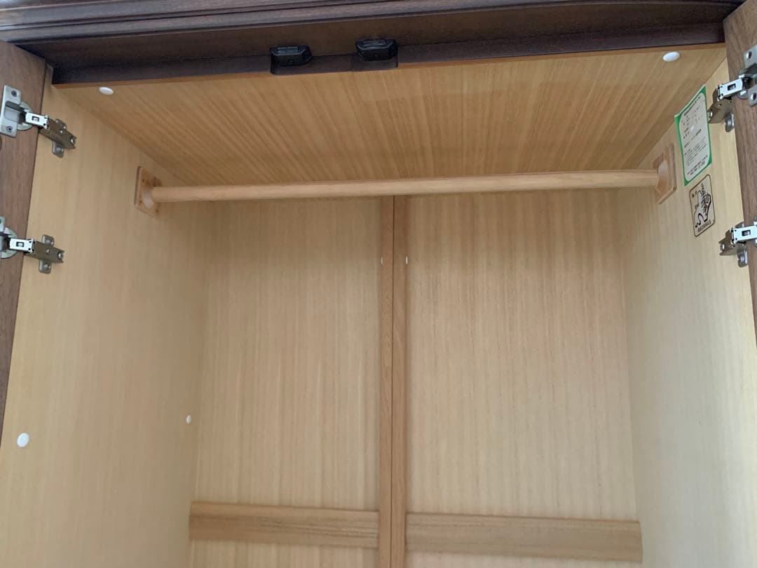 木製　洋服タンス　3枚扉　引出/鏡/ハンガーポール付