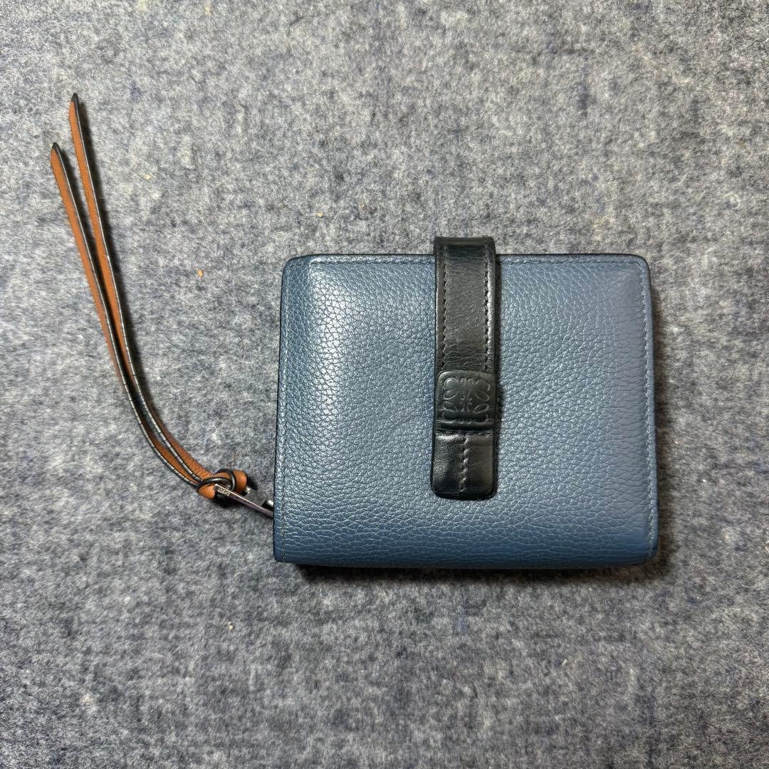 A*様 LOEWE ネイビー 二つ折り財布 コンパクトジップウォレット