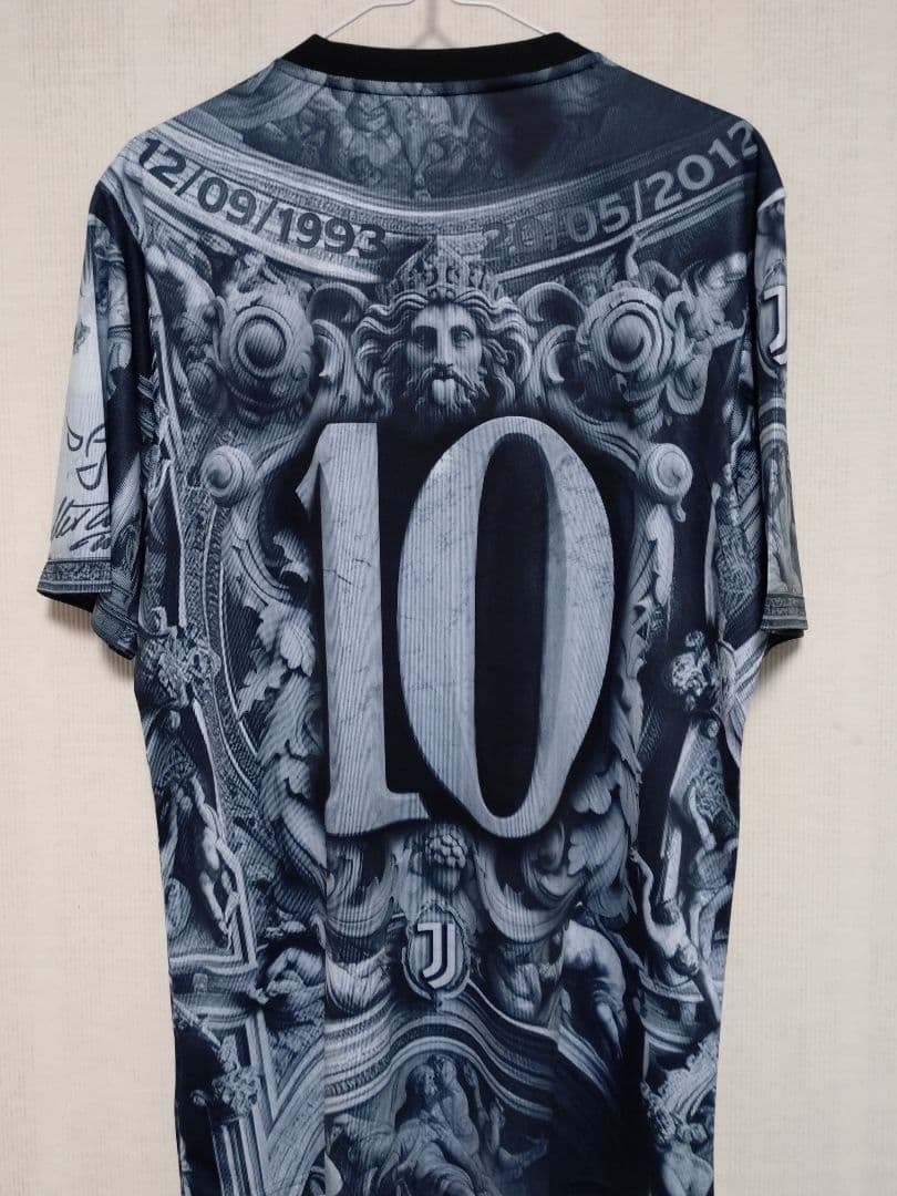 L*a様 【未使用タグ付き】ユベントス 25/26 プレマッチ ジャージー XL