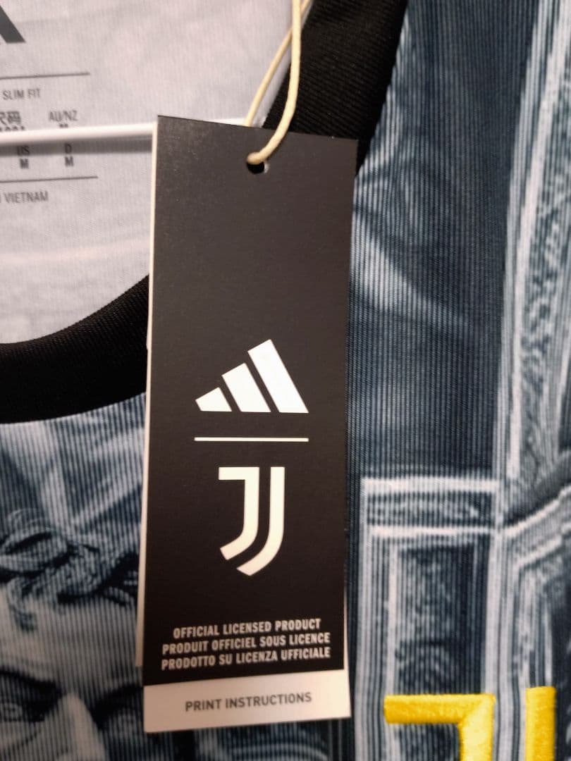 L*a様 【未使用タグ付き】ユベントス 25/26 プレマッチ ジャージー XL