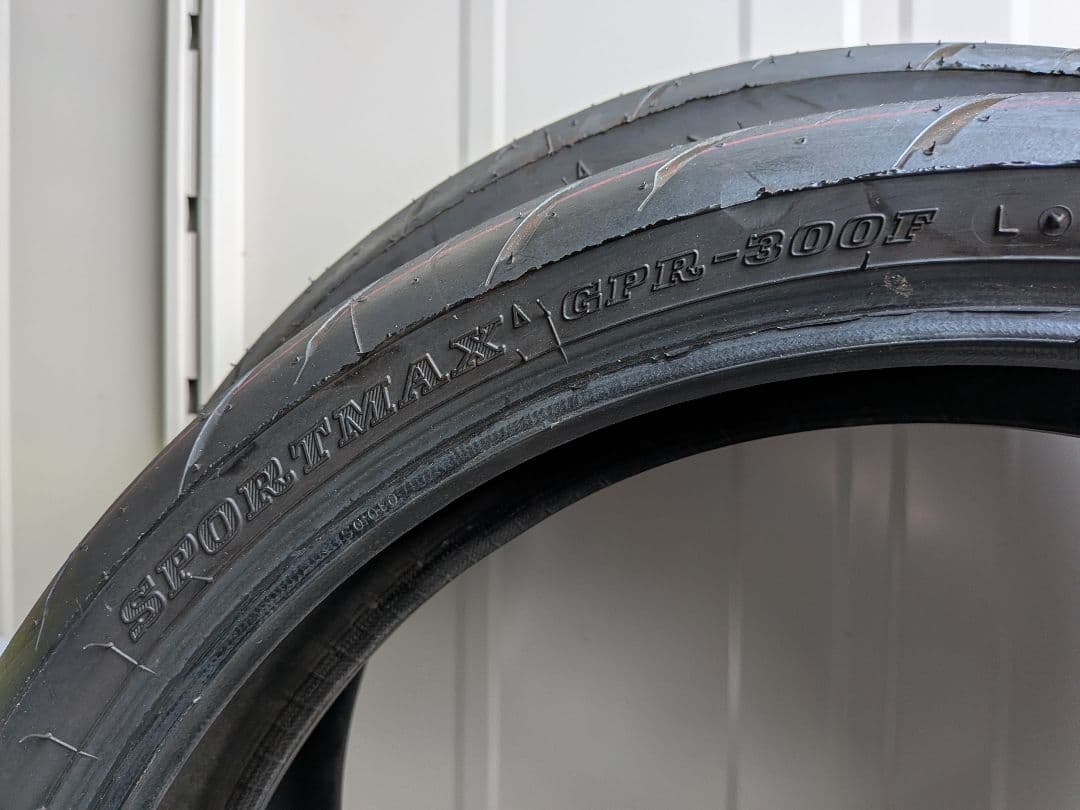 SPORTMAX GPR-300 110/70R17 140/70R17セット