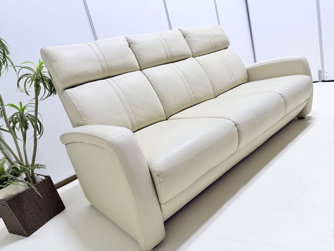 ニトリ　クリーム色 5人掛け レザー ソファ　2点セット