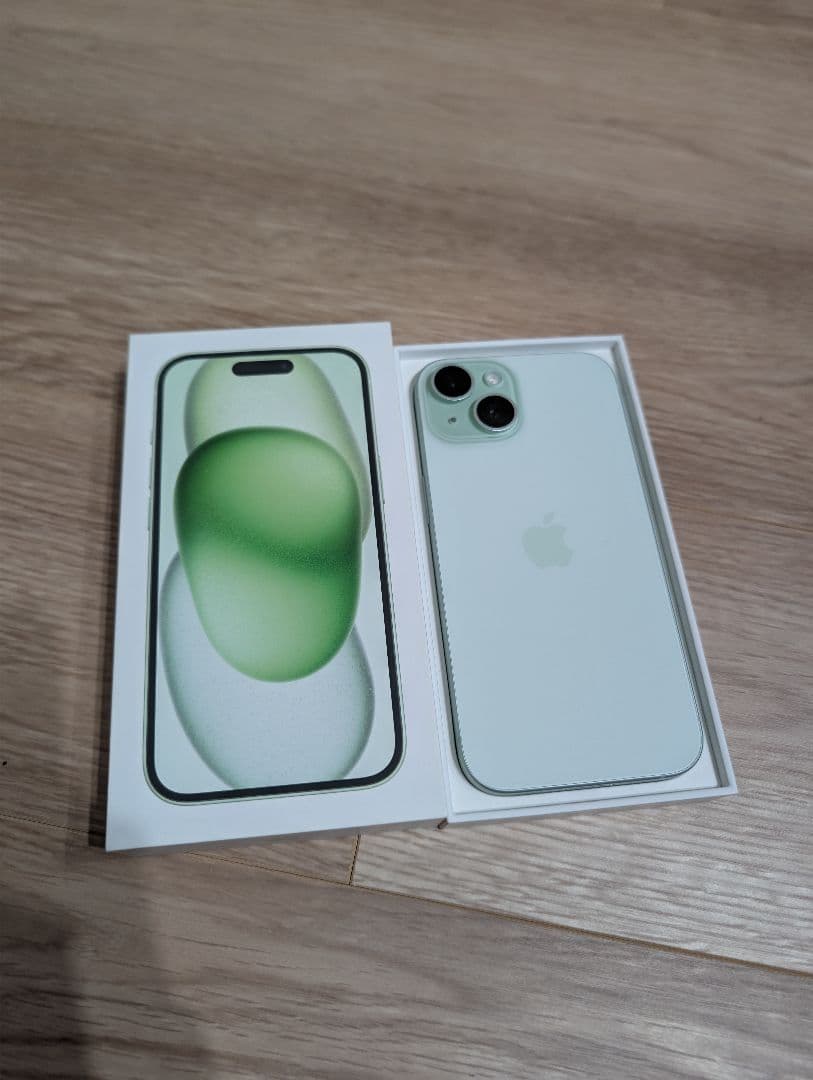 iPhone 15 128GB SIMフリー 本体 グリーン 美品