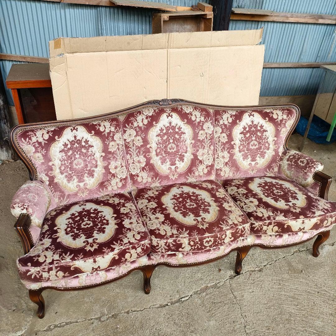 カリモク ドマーニ 3人掛けソファ 布張り 鋲打ち 金華山