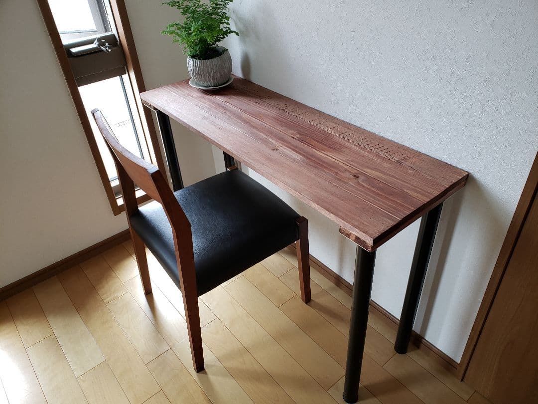 140✕36 カウンターテーブル　ウォールナット　無垢材　アイアン脚　木目調