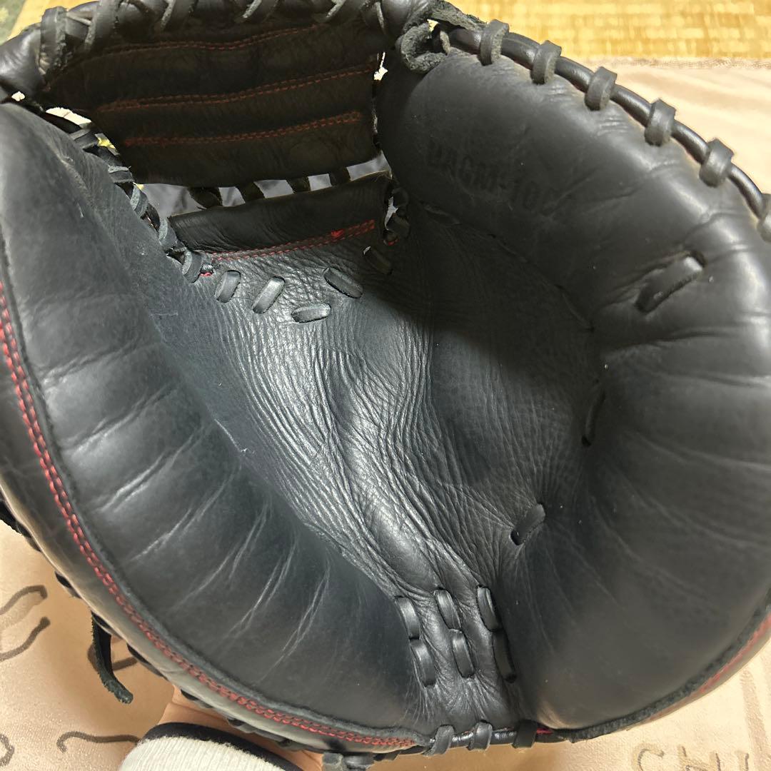 Under Armour 軟式グローブ 黒　キャッチャーミット　右投げ