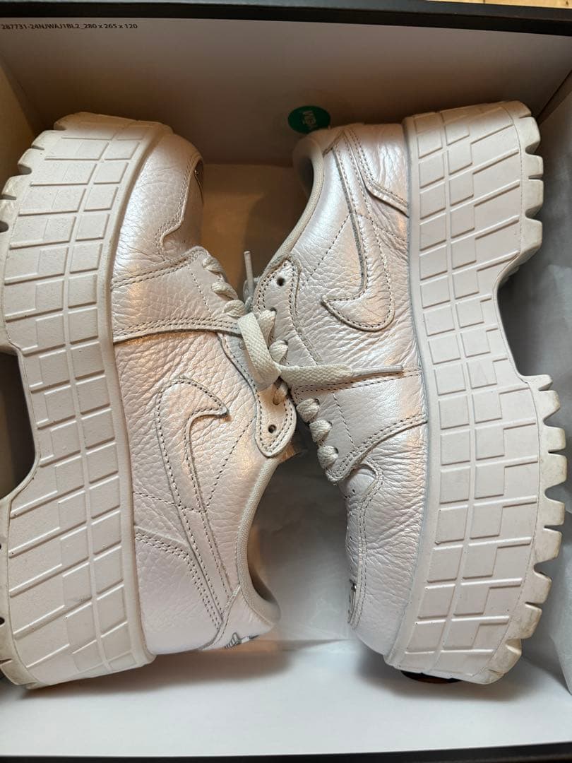 Nike Air Jordan 厚底スニーカー ホワイト 24.5