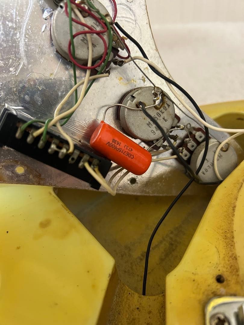 フェンダー　ジャパン　ST-72 95DM スキャロップ フジゲン Fシリアル