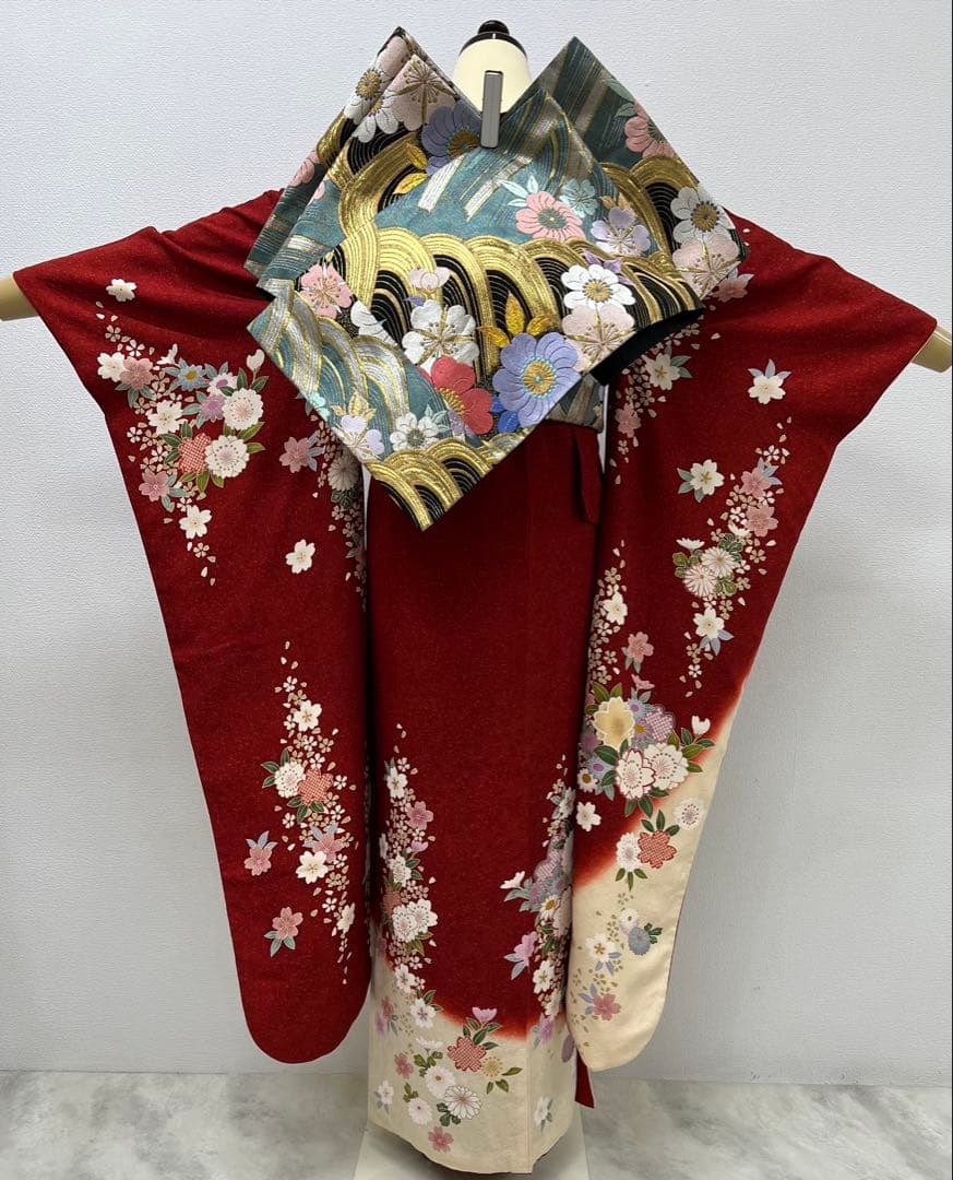 振り袖　フルセット　全通袋帯　別誂長襦袢　成人式　金彩加工　刺繍入り　739