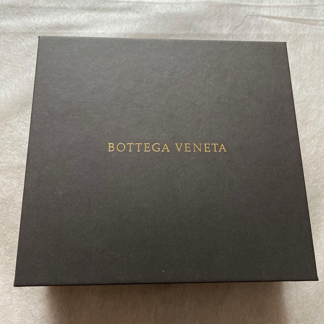 【超美品】BOTTEGA VENETA イントレチャート　ケース　黒　空箱