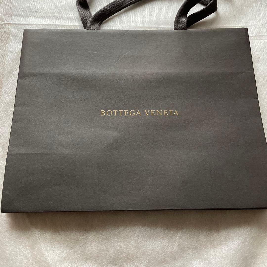 【超美品】BOTTEGA VENETA イントレチャート　ケース　黒　空箱