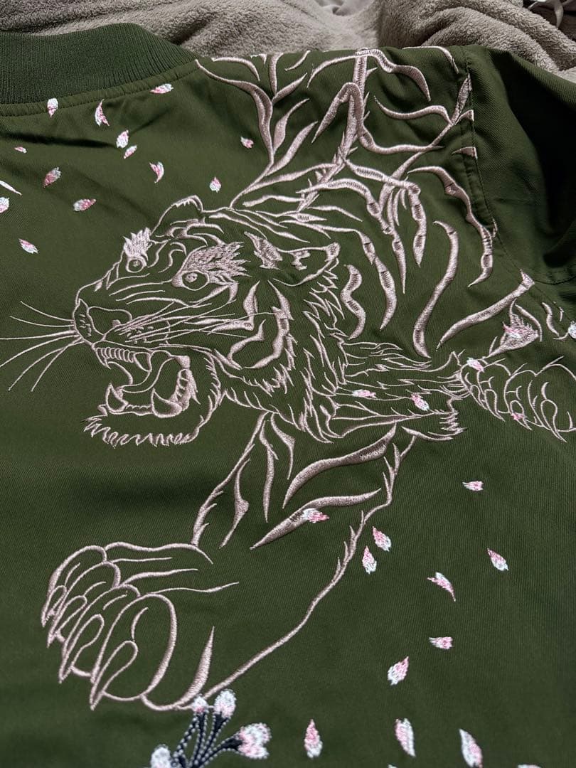 未使用近 絡繰魂 虎 日本限定 スカジャン MA-1 unisex kaki