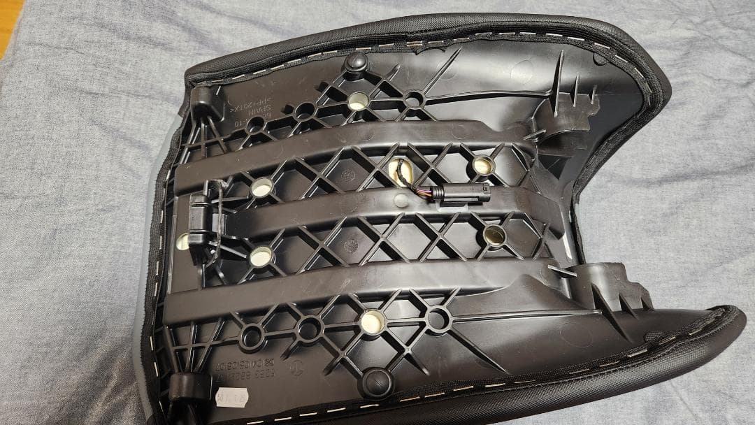 R 1300 GS Adventure　コンフォートローフロントシート　純正