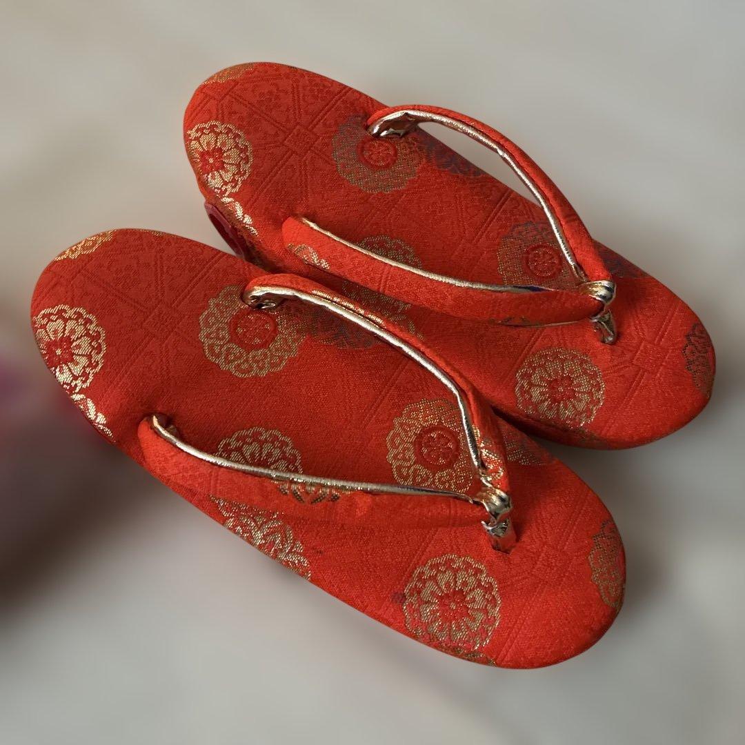 お祝い着　七五三　女の子総絞り着物　正絹　草履　髪飾り