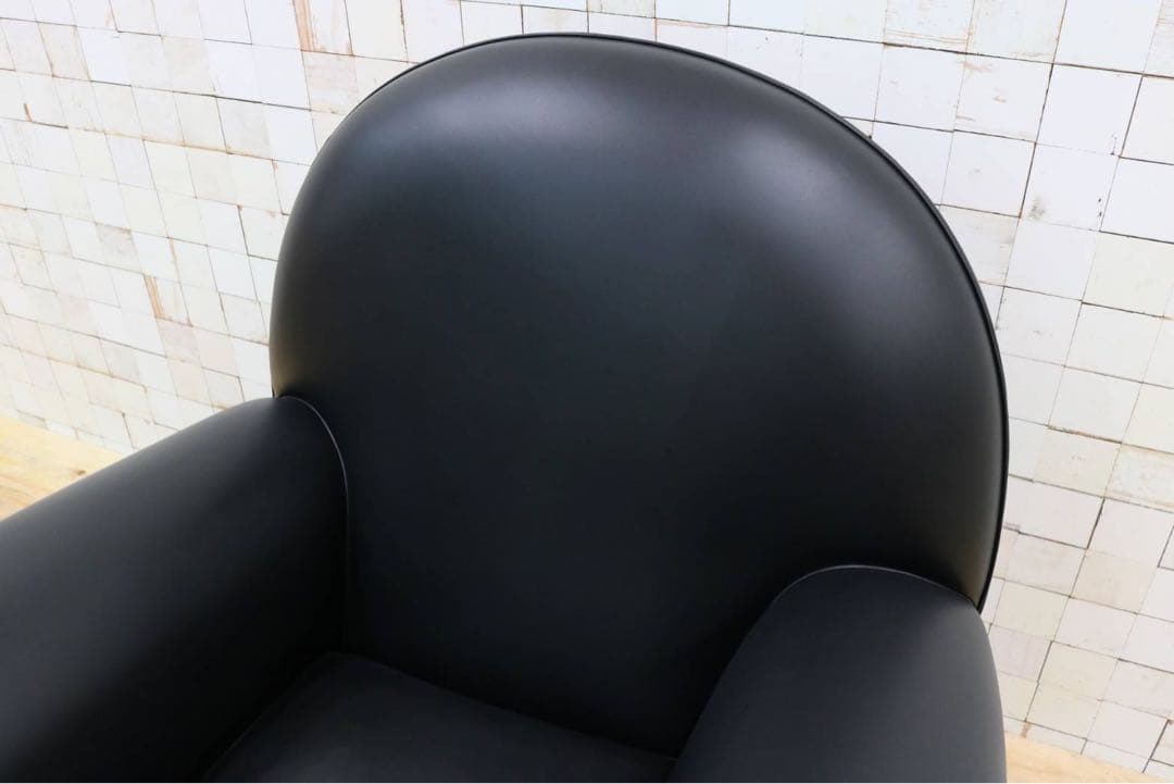 GMIK121○Poltrona Frau / ポルトローナフラウ Vanity