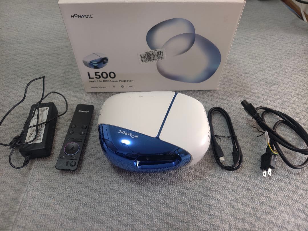 NOMVDIC L500 3色レーザー　プロジェクター