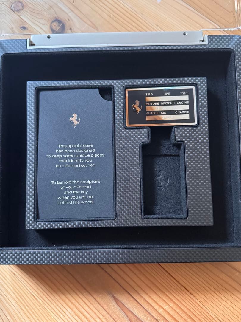 Ferrari コレクターズキーボックス