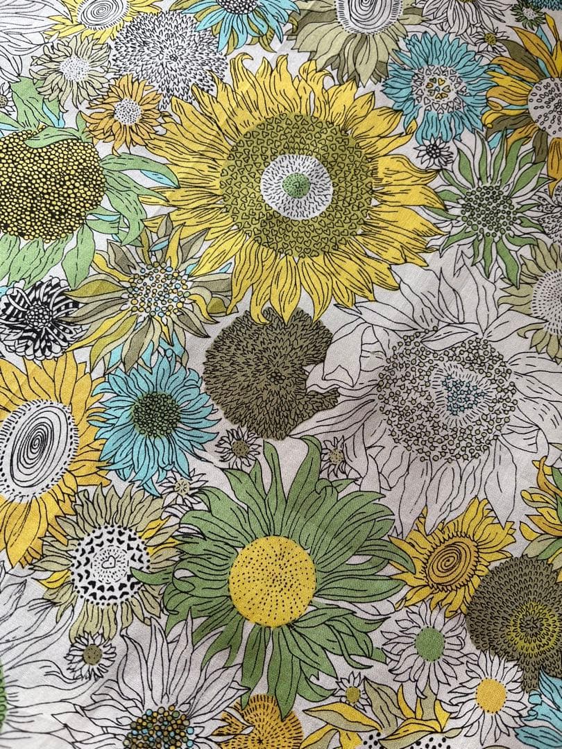 ハンドメイド　リバティ　巾着袋　アイアンシ　スモールスザンナ