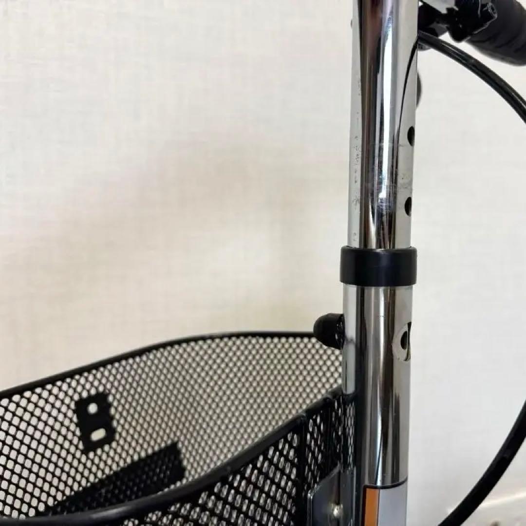 【美品】KneeRover ニースクーター 足の怪我を支える歩行補助器