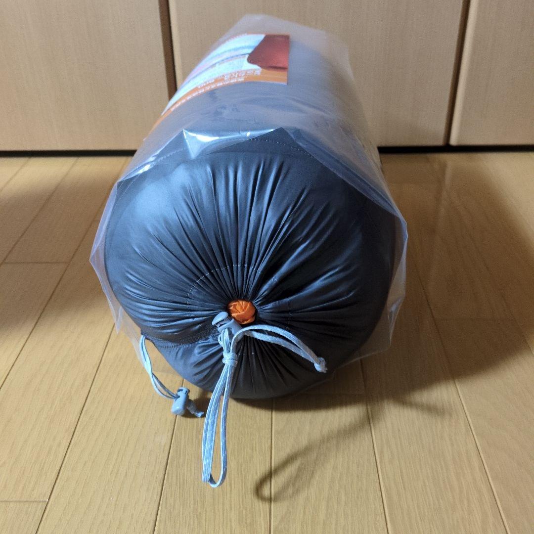 新品未使用 シームレス ダウンハガー 800 EXP. EXP