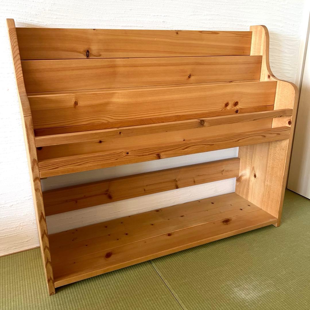 表紙の見える絵本棚　ハンドメイド・Ｗ90㎝・みつろう仕上げ