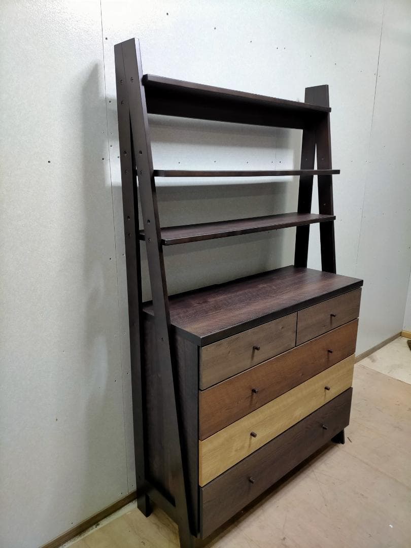 さ*い様 ニトリ　チェストトラック　ランダム 100　75009-4-100