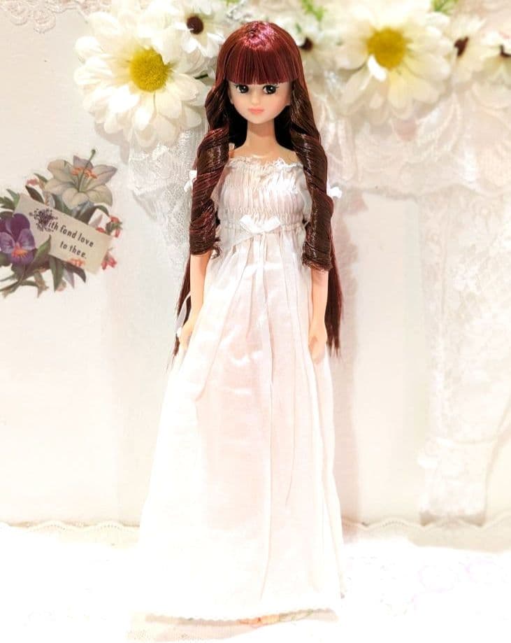 厳選　リカちゃんキャッスル　おたのしみドール　リエ　サイド縦ロール　MIX　新品