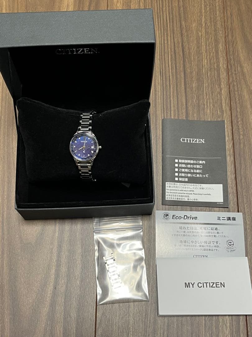 xCクロスシーCitizen EC1160-62L レディース腕時計チタン美品
