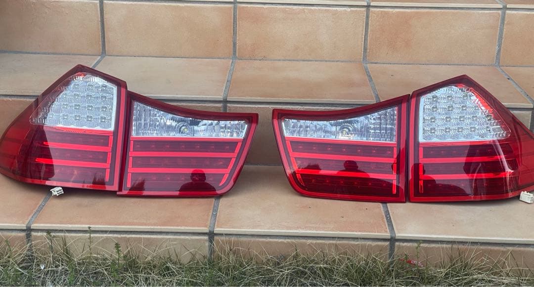 【美品】30ハリアー LEDテール　トヨタ