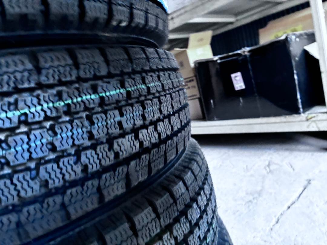 スタッドレスタイヤ（新品）155/80R14（TOYO:DELVEX935）4本