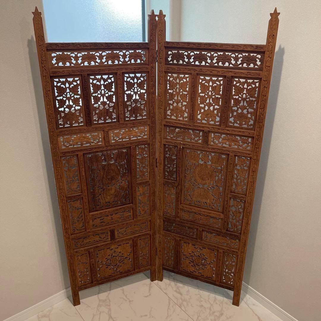 シーシャムウッド　パーテーション　木彫り　透かし彫り　アジアン　インテリア