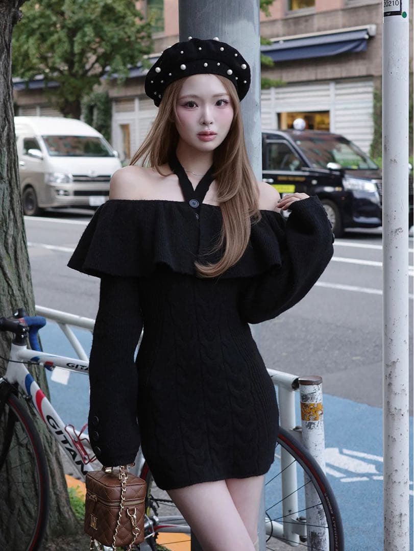 【Darich】ホルターデザインオフショルニットミニワンピース