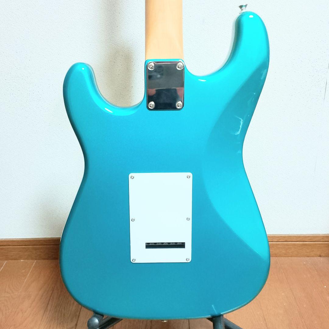 美品　BUSKER’S　ストラトキャスタータイプ　エレキギター